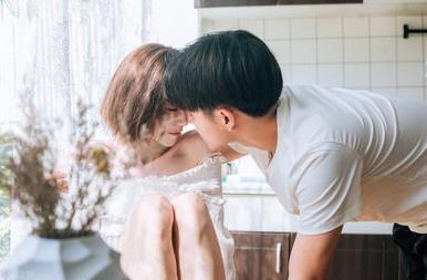 6 Actions That Make Women Addicted